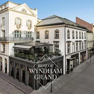 ***** Otel Wyndham Grand Old Town Polonya